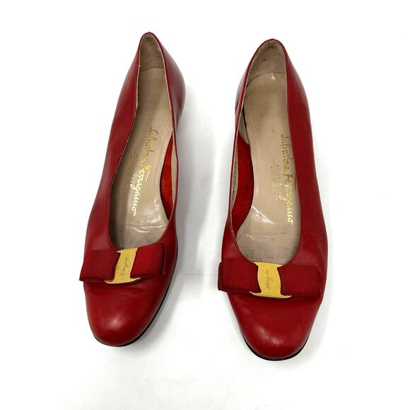 Salvatore Ferragamo Vara Bow Heels Red Narrow - Picture 13 of 15